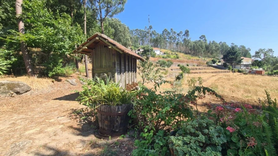 Terreno para Venda em Sande e São Lourenço Foto 18