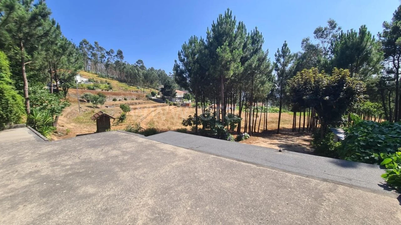 Terreno para Venda em Sande e São Lourenço Foto 14