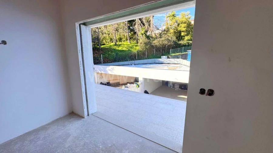 Moradia T3 para Venda em Sobretamega Foto 4