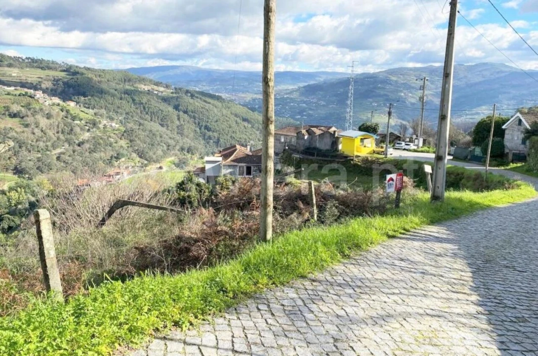 Terreno para Venda em Gove Foto 2