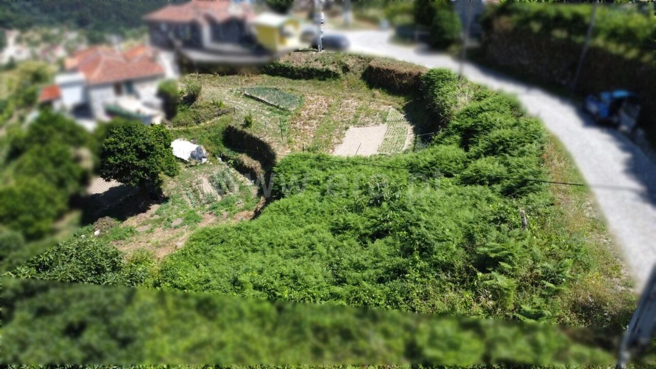 Terreno para Venda em Gove Foto 1