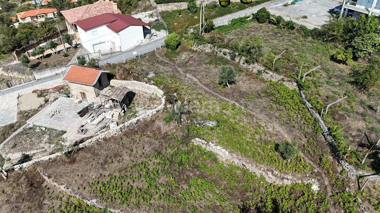 Moradia T3 para Venda em Penhalonga e Paços de Gaiolo Foto 1