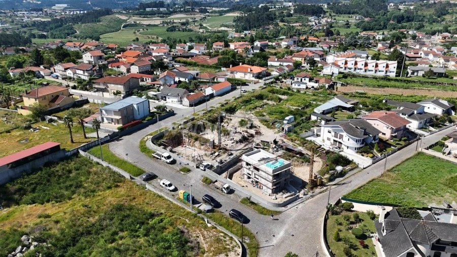 Moradia T3 para Venda em Castelões Foto 13