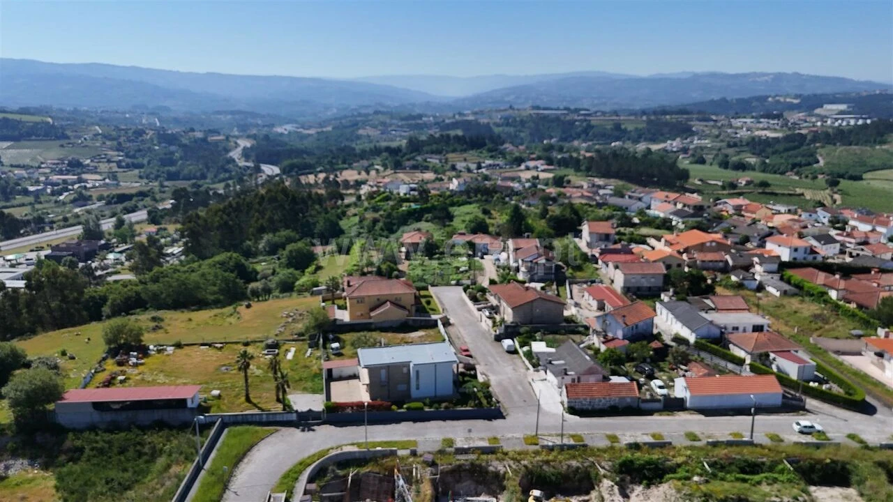 Moradia T3 para Venda em Castelões Foto 9