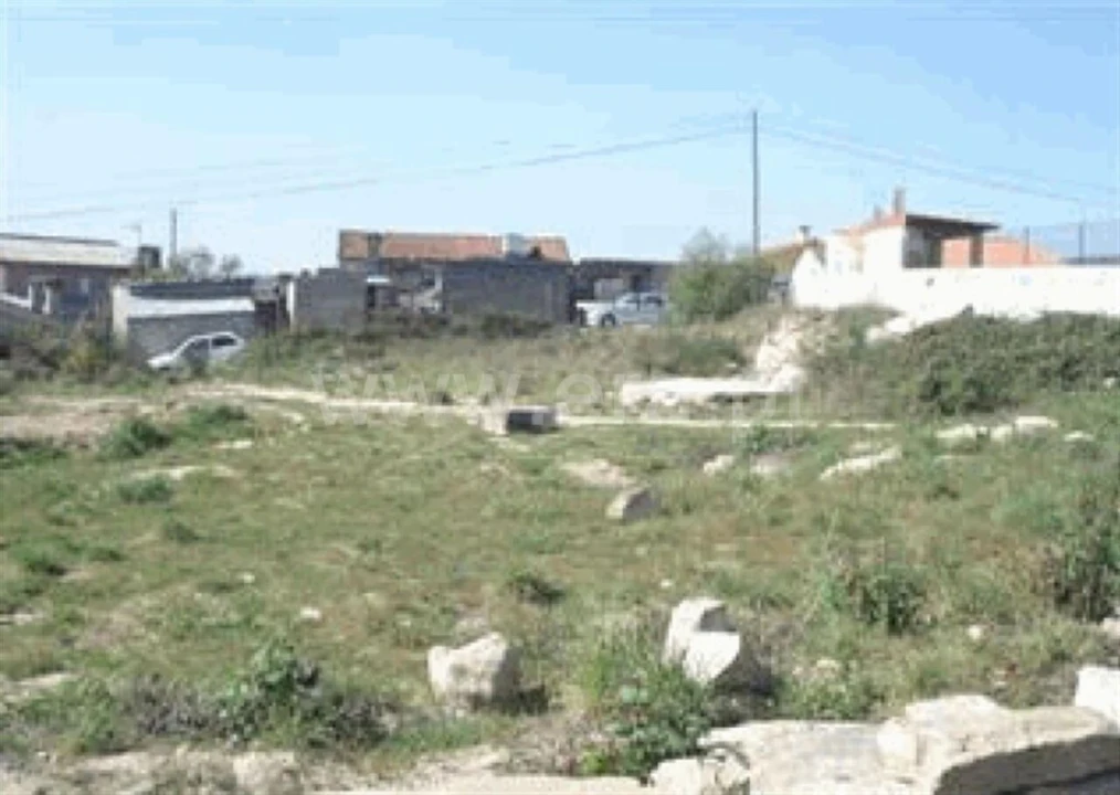 Terreno para Venda em Alpendorada, Várzea e Torrão Foto 1