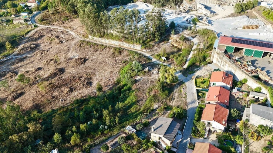 Terreno para Venda em Alpendorada, Várzea e Torrão Foto 4