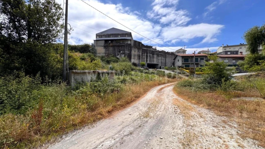 Terreno para Venda em Alpendorada, Várzea e Torrão Foto 10