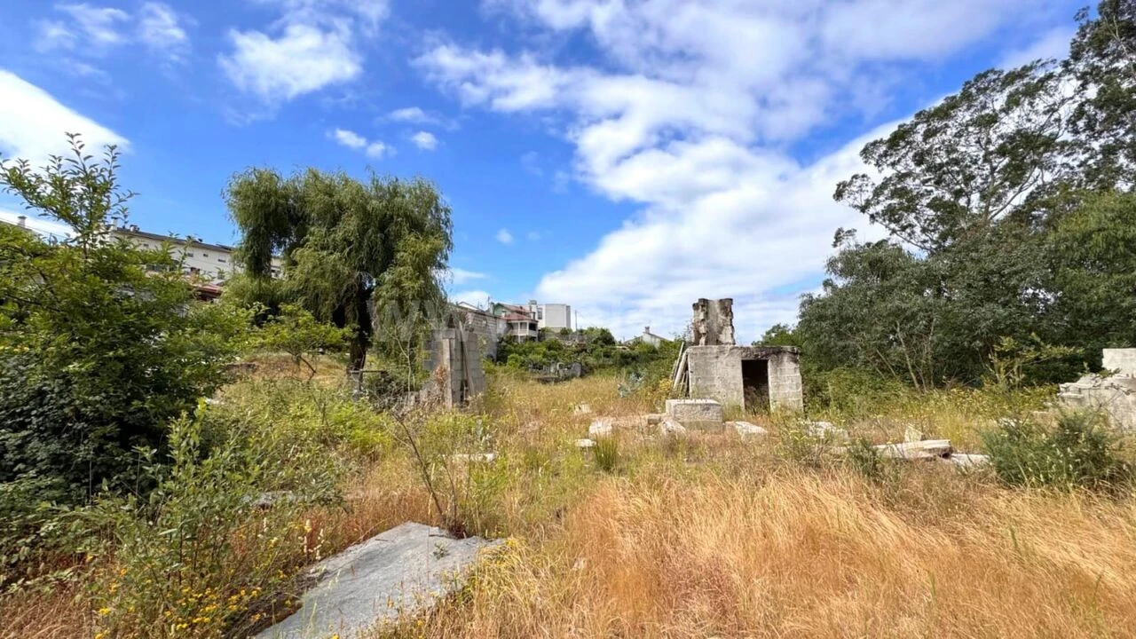 Terreno para Venda em Alpendorada, Várzea e Torrão Foto 8