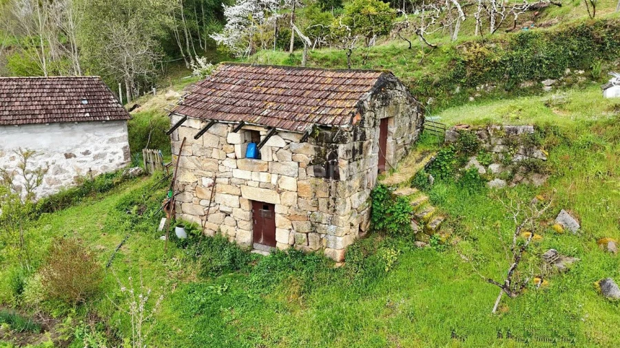 Quinta T0 para Venda em Santiago de Piães Foto 16