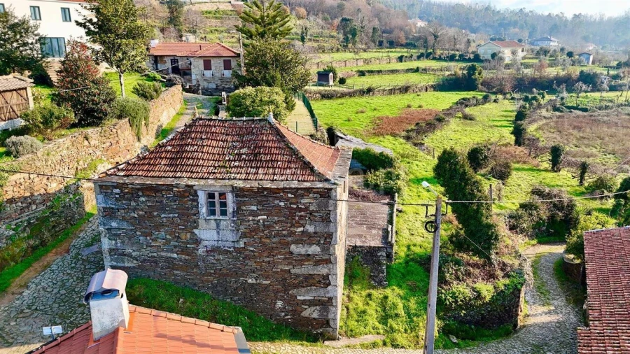 Moradia T3 para Venda em Canelas e Espiunca Foto 13