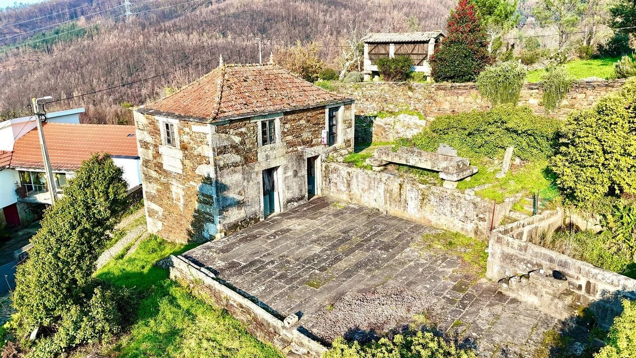 Moradia T3 para Venda em Canelas e Espiunca Foto 16