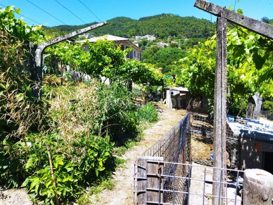 Moradia T2 para Venda em Gove Foto 6