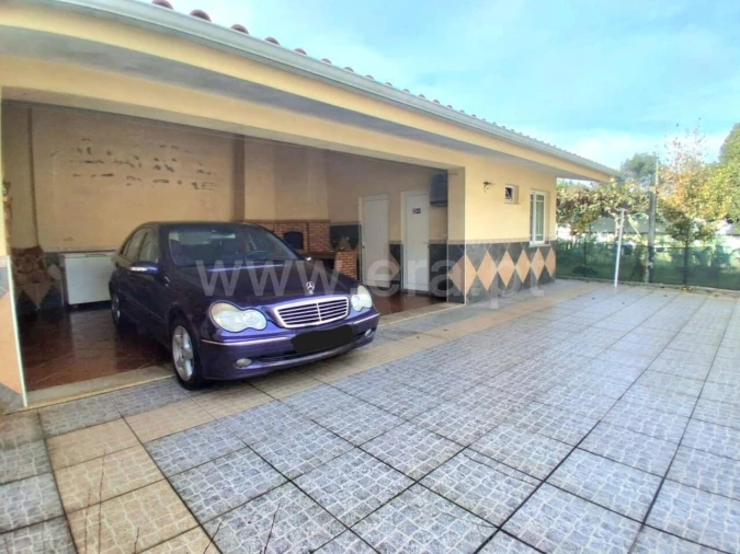 Moradia T4 para Venda em Vila Boa do Bispo Foto 8