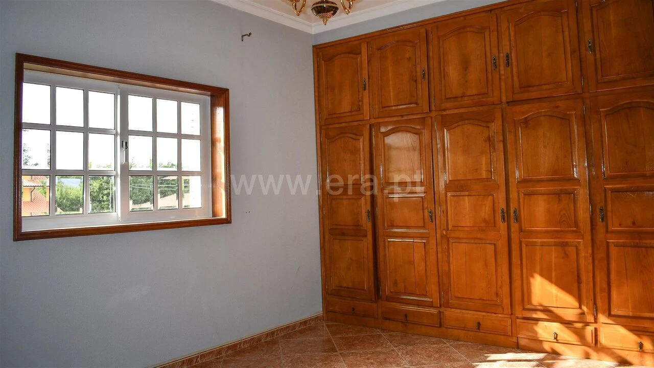 Moradia T4 para Venda em Vila Boa do Bispo Foto 18