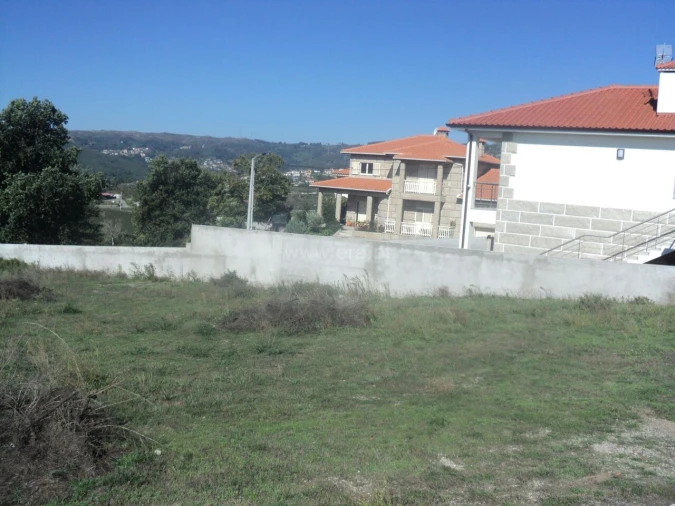 Terreno para Venda em Gove Foto 1