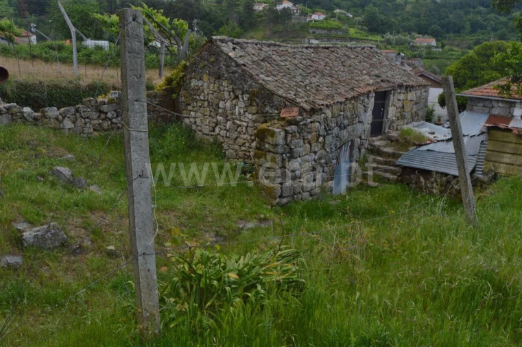 Moradia T1 para Venda em Grilo