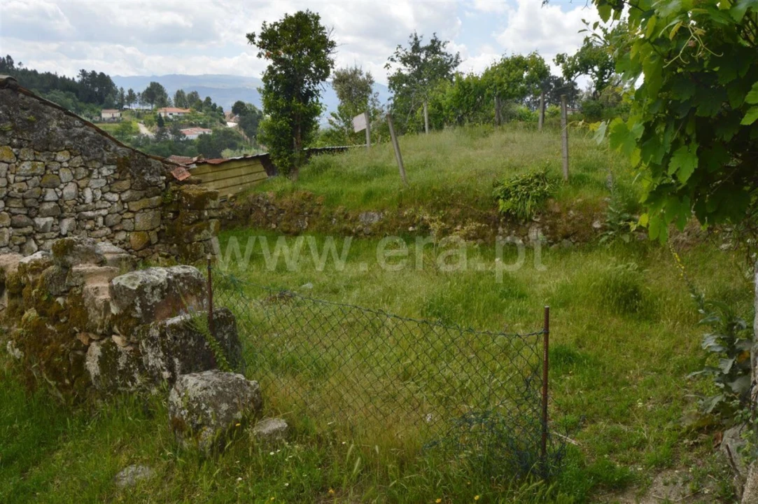 Moradia T1 para Venda em Grilo Foto 4