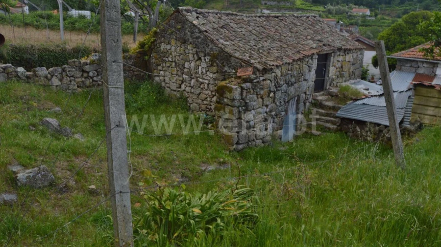 Moradia T1 para Venda em Grilo