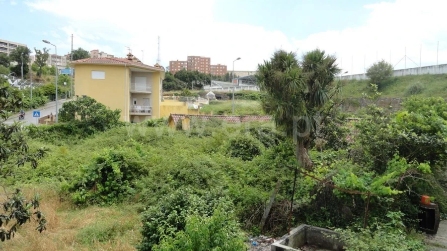 Moradia T1 para Venda em Alpendorada, Várzea e Torrão