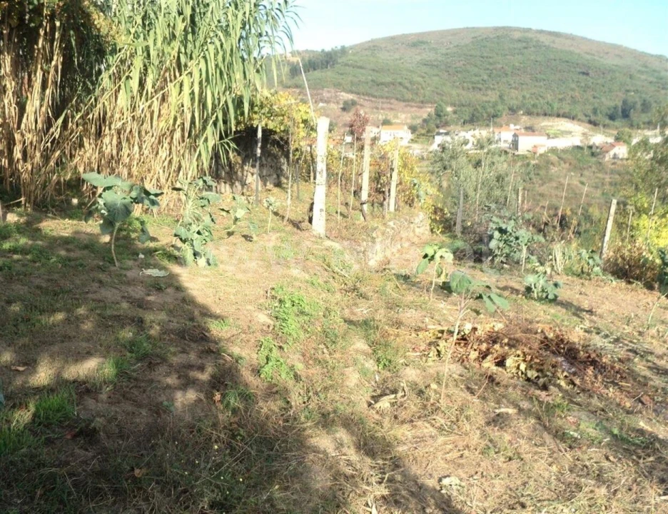 Moradia T2 para Venda em Valadares Foto 6