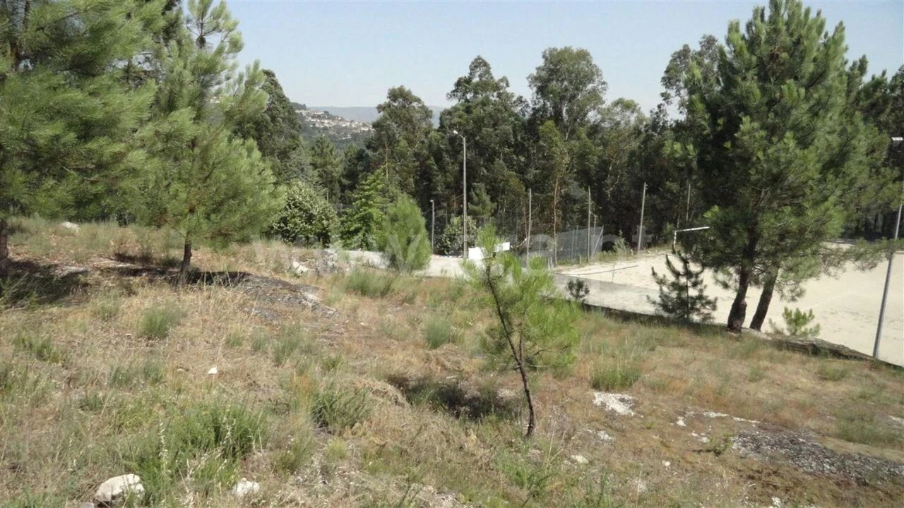 Terreno para Venda em Banho e Carvalhosa Foto 3