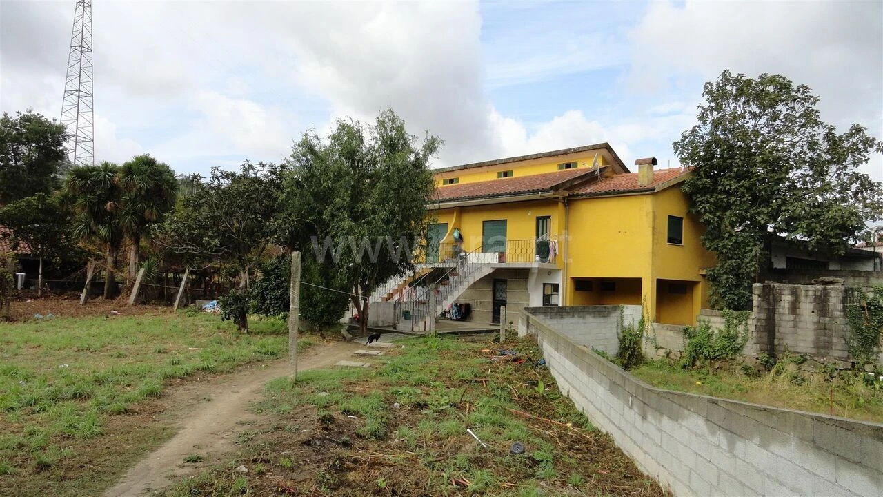 Quinta T0 para Venda em Alpendorada, Várzea e Torrão Foto 1