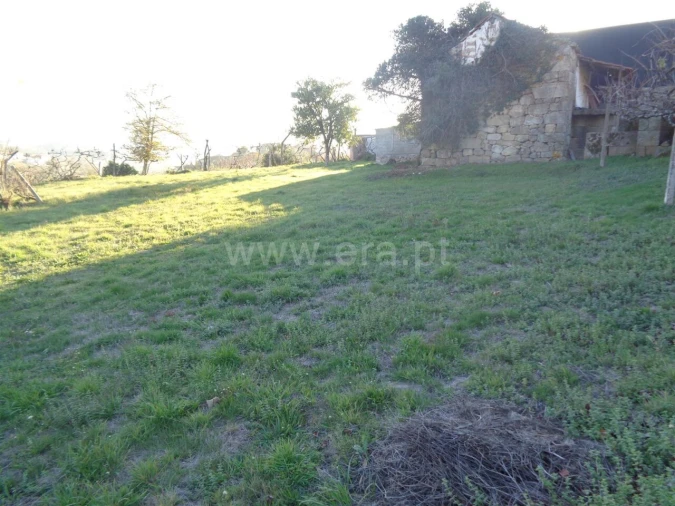 Terreno para Venda em Sande e São Lourenço Foto 5