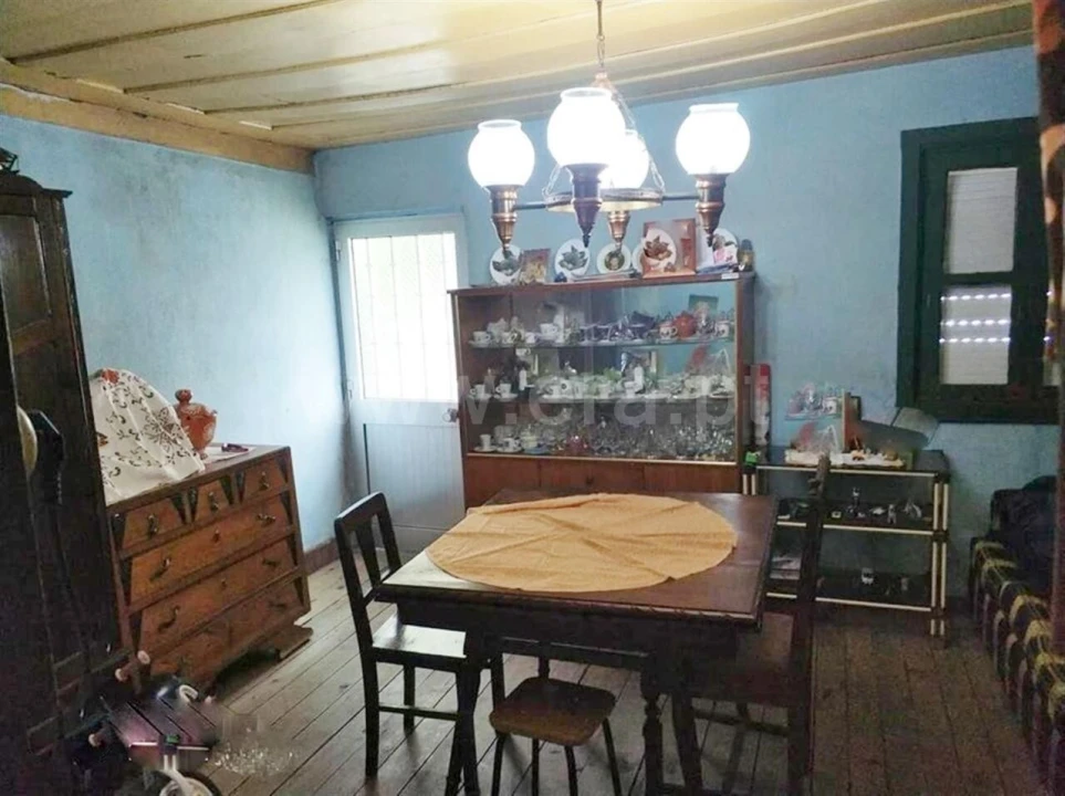 Moradia T2 para Venda em Oliveira do Douro Foto 6