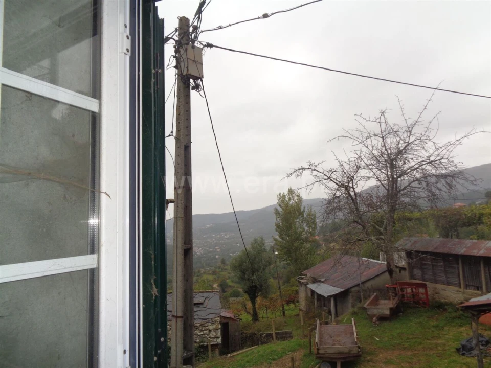 Moradia T3 para Venda em Nespereira Foto 5