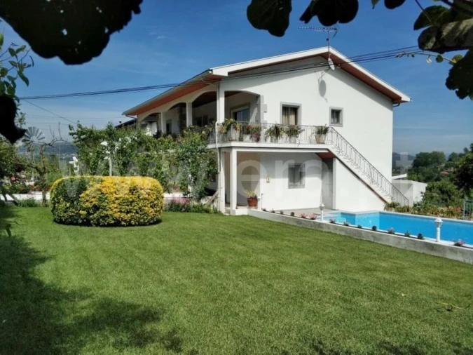 Moradia T3 para Venda em Paredes de Viadores e Manhuncelos Foto 8