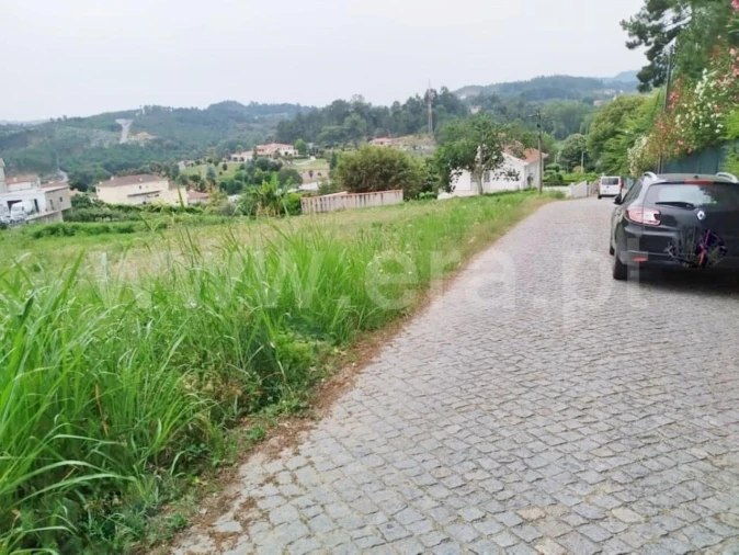 Terreno para Venda em Vila Boa de Quires e Maureles Foto 2