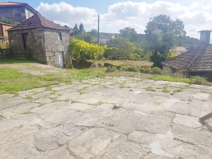 Quinta T0 para Venda em Soalhães Foto 1