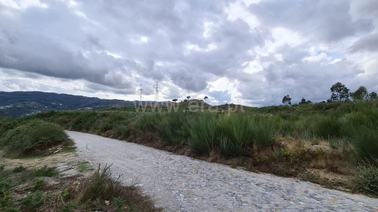 Terreno para Venda em Soalhães Foto 7