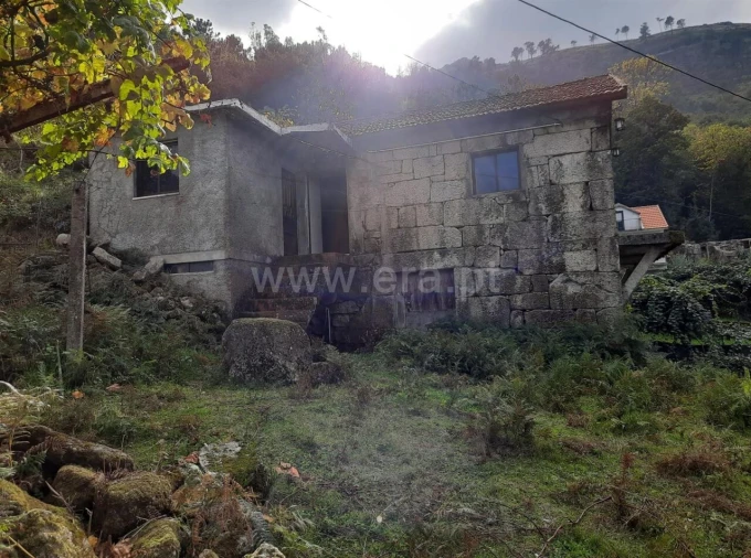 Quinta T2 para Venda em Tendais Foto 2