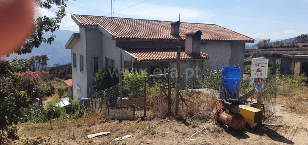 Quinta T0 para Venda em Gestaço Foto 6