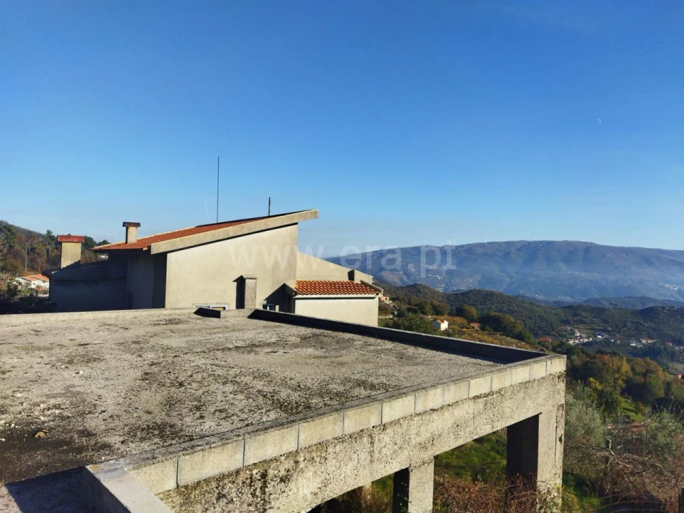 Quinta T0 para Venda em Gestaço Foto 11