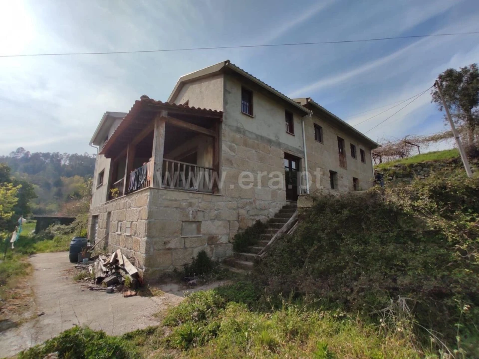 Quinta T0 para Venda em Cinfães Foto 3