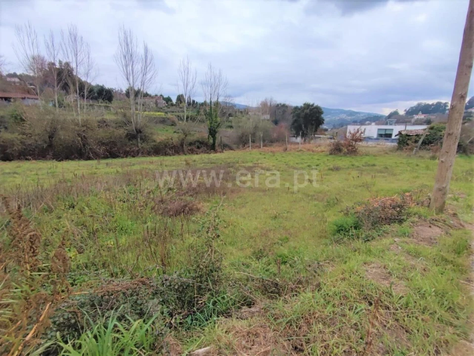 Terreno para Venda em Sande e São Lourenço Foto 6