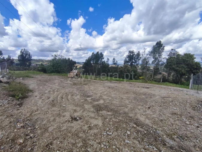 Terreno para Venda em Vila Boa de Quires e Maureles Foto 1