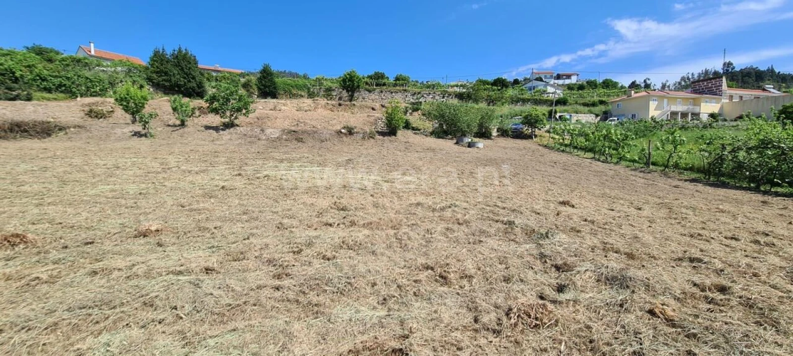 Terreno para Venda em Sande e São Lourenço Foto 1