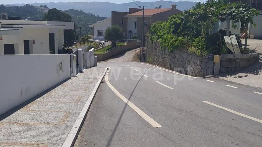 Terreno para Venda em Sande e São Lourenço