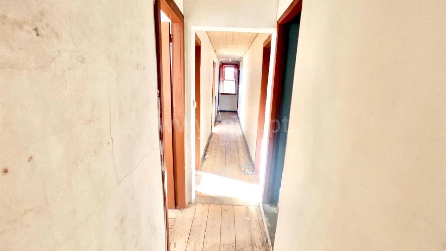 Moradia T0 para Venda em Cinfães Foto 6