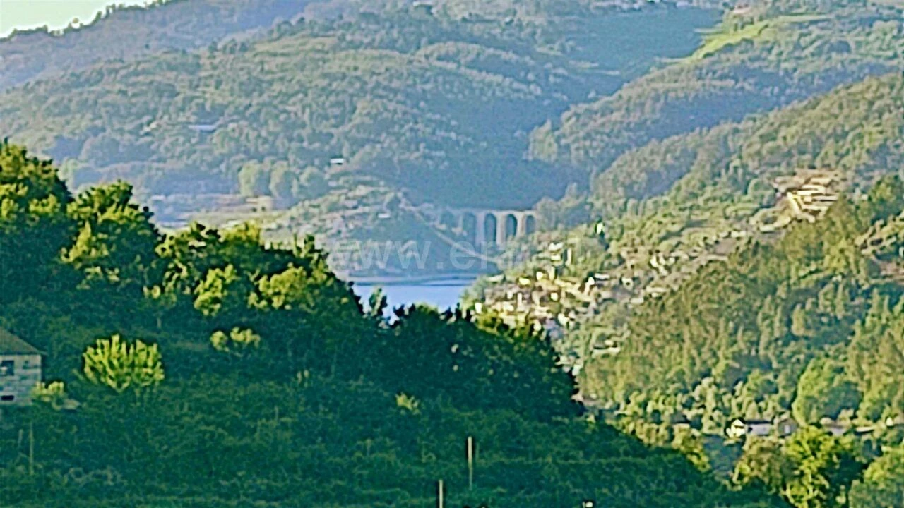 Moradia T0 para Venda em Cinfães Foto 12