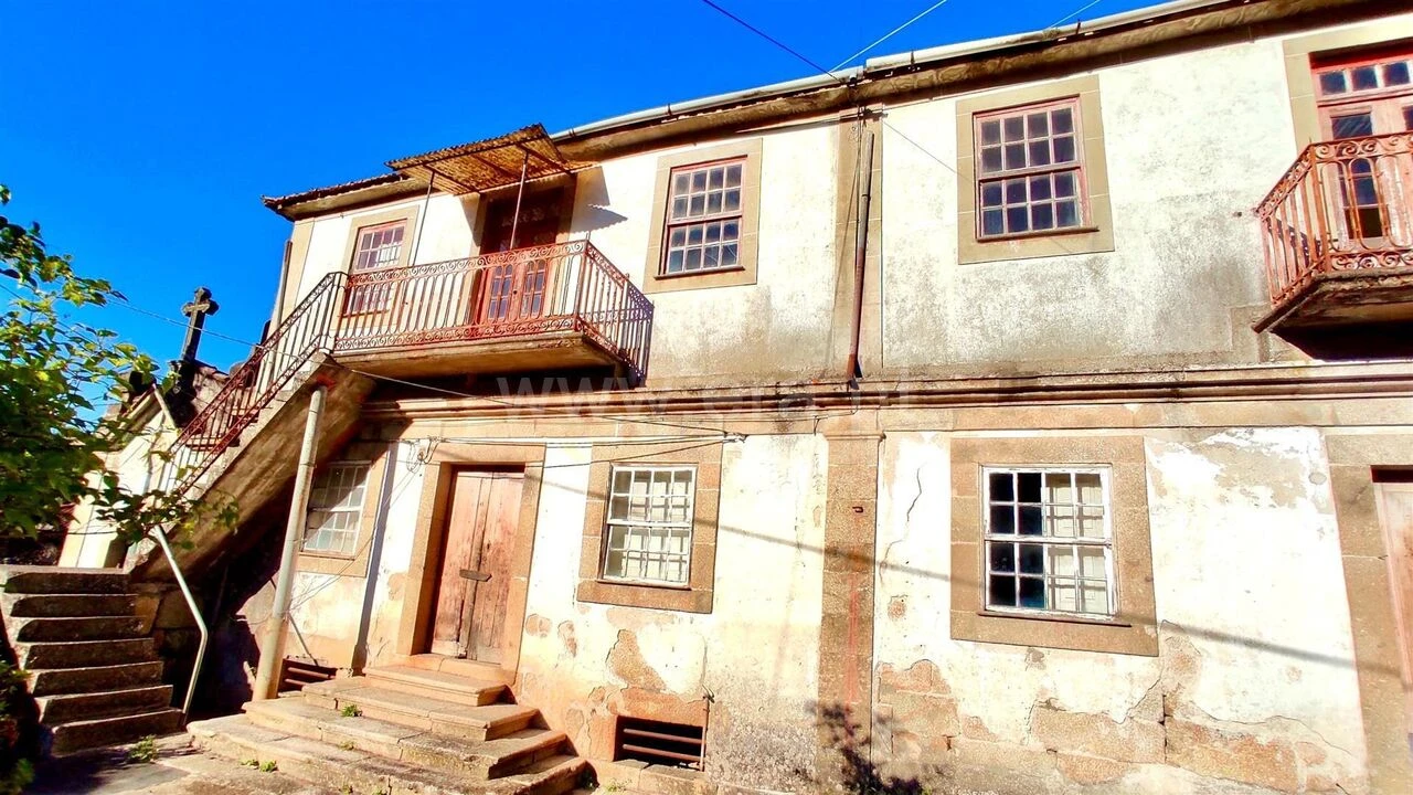 Moradia T0 para Venda em Cinfães Foto 2