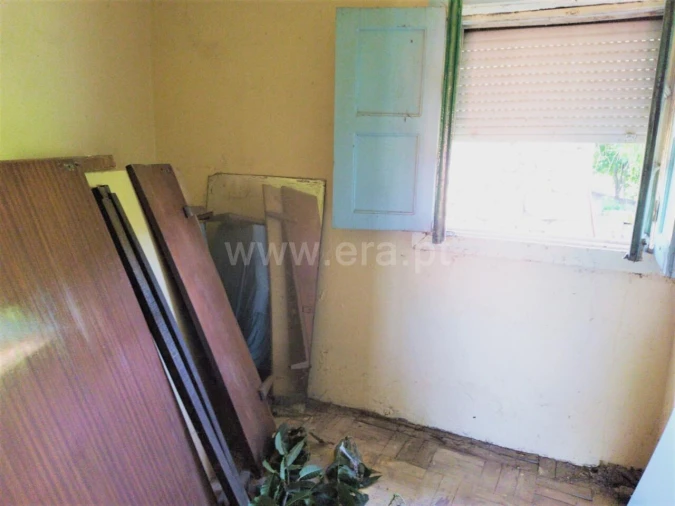 Moradia T3 para Venda em Paus Foto 4