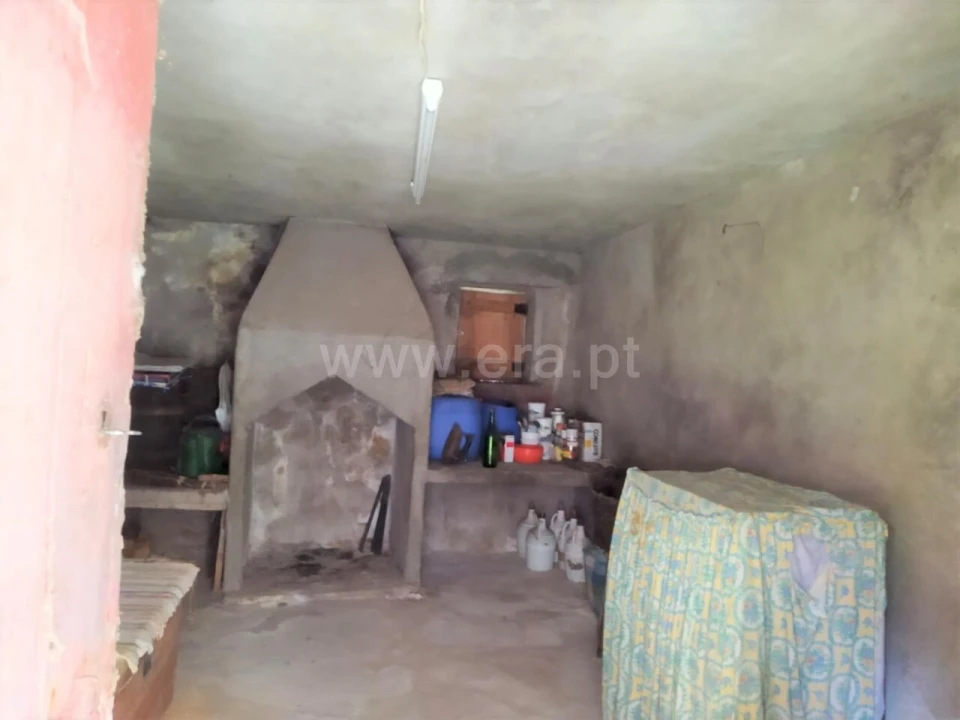 Moradia T3 para Venda em Paus Foto 10