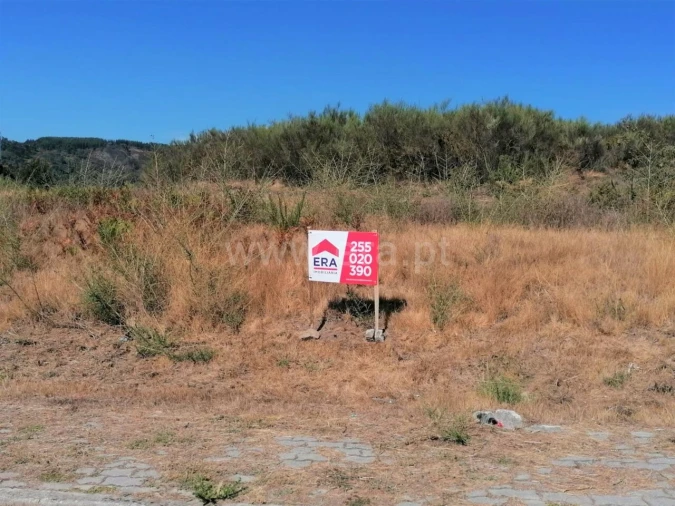 Terreno para Venda em Grilo Foto 2