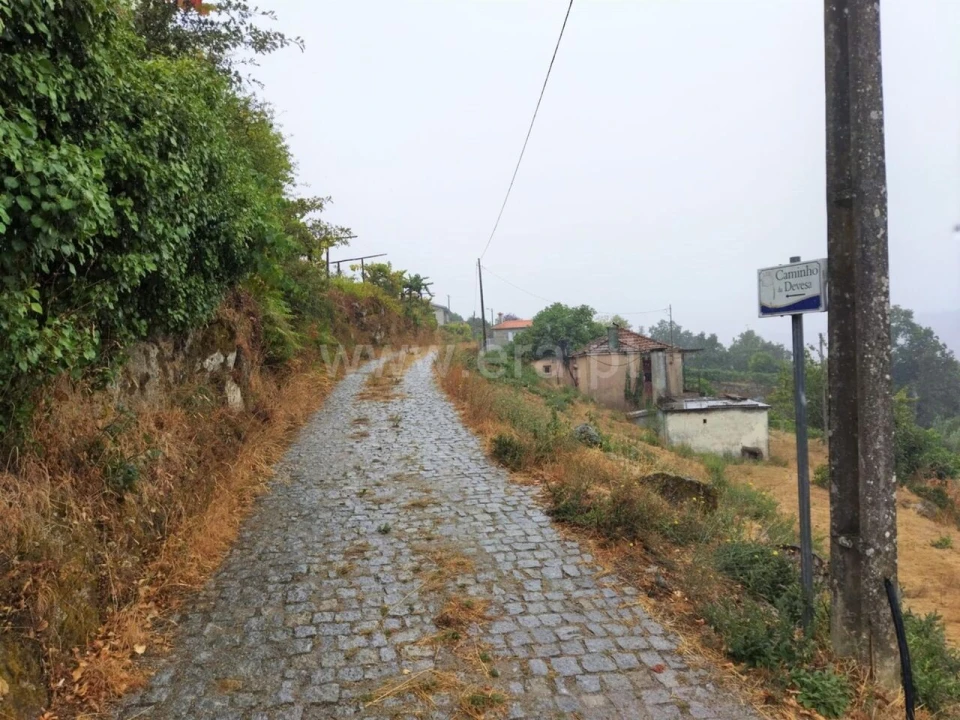 Moradia T3 para Venda em Gestaço Foto 6