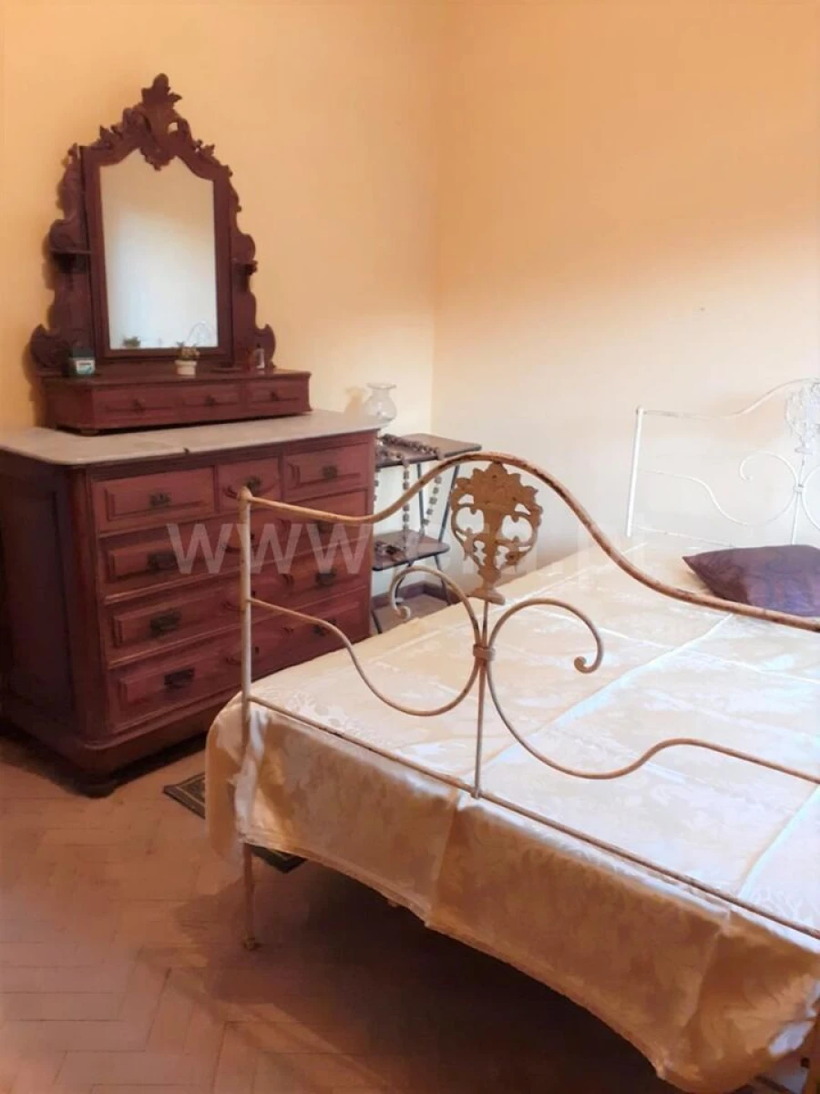 Moradia T0 para Venda em São João de Fontoura Foto 6