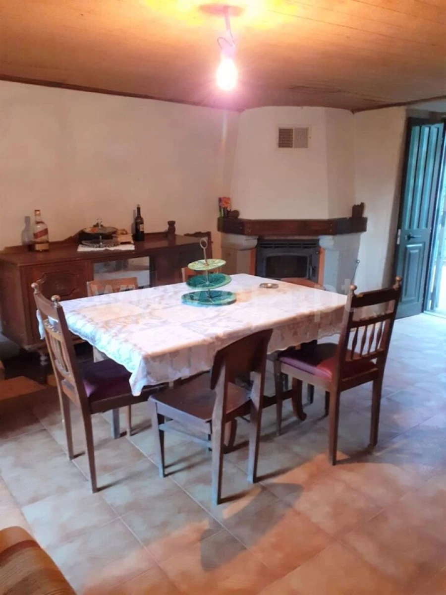 Moradia T0 para Venda em São João de Fontoura Foto 9